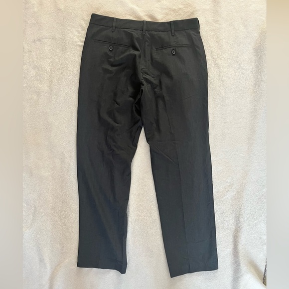 Van-Heusen Even Temp traveler pants 32 x30 - Picture 2 of 3